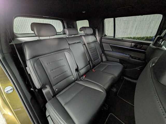 Hyundai Santa Fe 1.6 T-GDi 13.8kWh Calligraphy Auto 4WD Euro 6 (s/s) 5dr (7Seat)