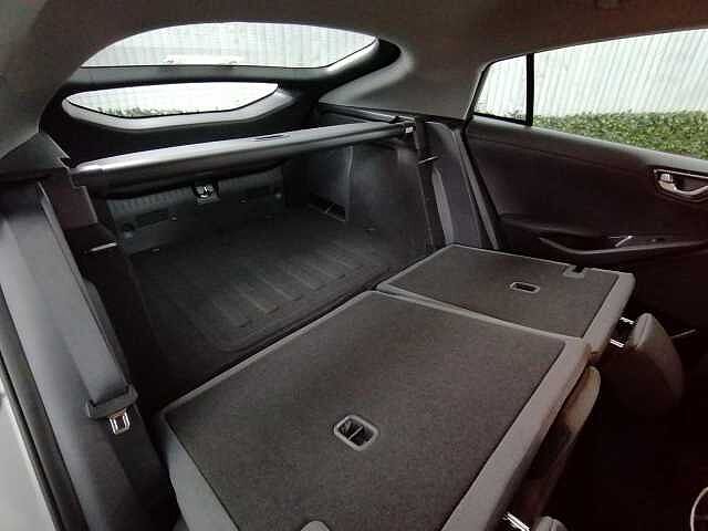 Hyundai IONIQ 1.6 h-GDi Premium DCT Euro 6 (s/s) 5dr