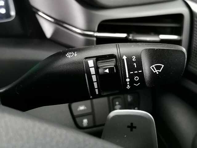 Hyundai IONIQ 1.6 h-GDi Premium DCT Euro 6 (s/s) 5dr