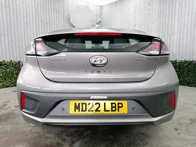 Hyundai IONIQ 1.6 h-GDi Premium DCT Euro 6 (s/s) 5dr