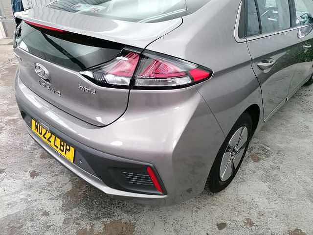 Hyundai IONIQ 1.6 h-GDi Premium DCT Euro 6 (s/s) 5dr