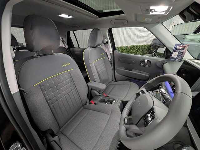 Hyundai INSTER Long Range 49kWh Cross Auto 5dr