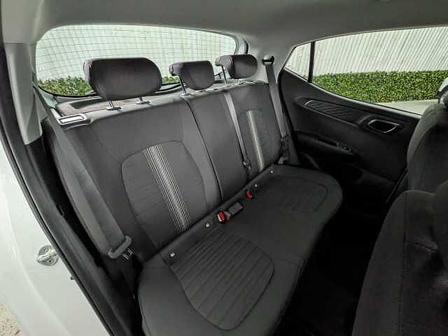 Hyundai I10 1.0 Advance Euro 6 (s/s) 5dr Atlas White