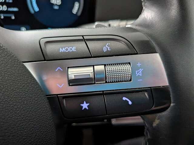 Hyundai KONA 65.4kWh Advance Auto 5dr