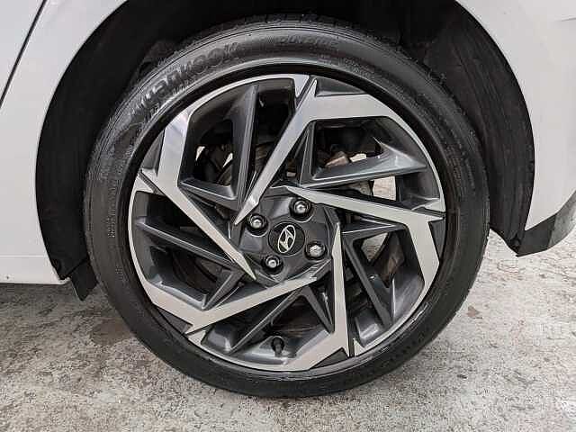 Hyundai i20 1.0 T-GDi MHEV Premium Euro 6 (s/s) 5dr