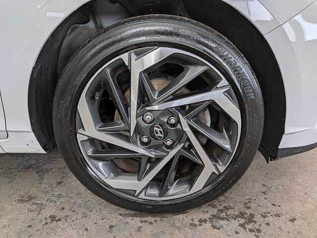 Hyundai i20 1.0 T-GDi MHEV Premium Euro 6 (s/s) 5dr