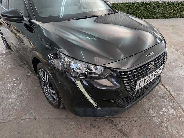 Peugeot 208 1.2 PureTech Allure Premium + Euro 6 (s/s) 5dr Black