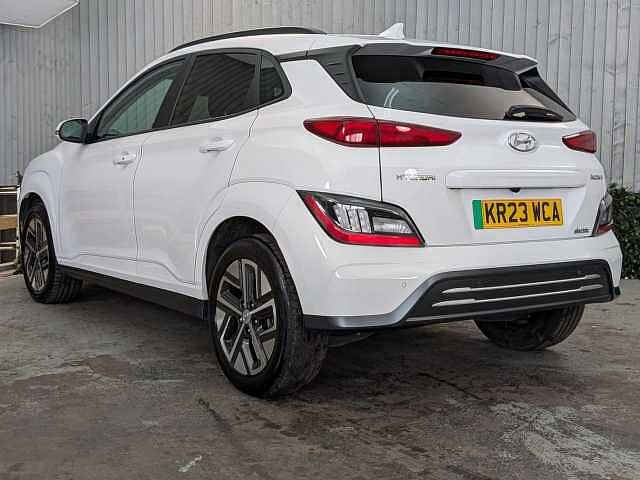 Hyundai KONA 39kWh Premium Auto 5dr (10.5kW Charger)